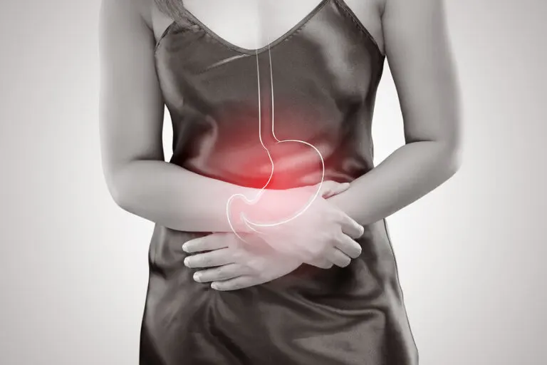 Cómo controlar la gastritis: 3 hábitos que te ayudan